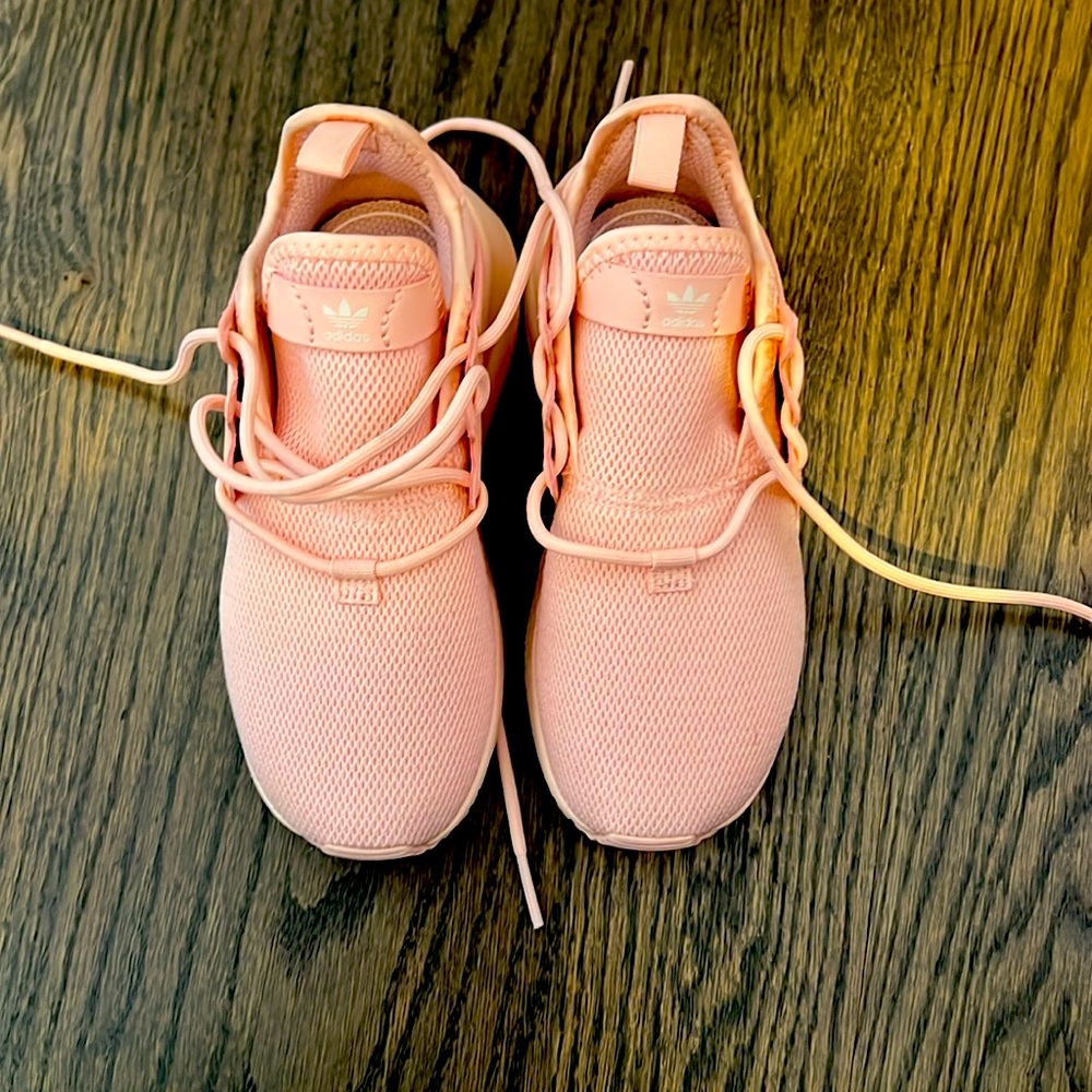 New girls, Adidas gym, shoes, peach color 11k size